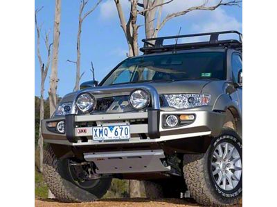 ARB Sahara Deluxe Bar Challenger