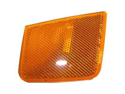 Crown Automotive Jeep Replacement Right Side Marker Lamp for 2005-2007 Jeep KJ Liberty - 55156882AB