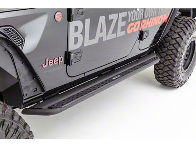 Go Rhino 99-16 Ford F-250/F-350 SD Dominator Extreme DSS SideSteps - DSS4180T