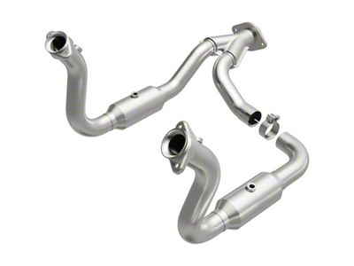 Magnaflow 08-10 Ford F-350 Super Duty 6.8L Direct Fit Converter - 5451760