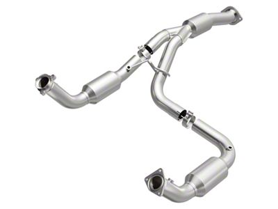 Magnaflow 12-17 Chevrolet Express 3500 6.0L Direct Fit Converter - 5582113