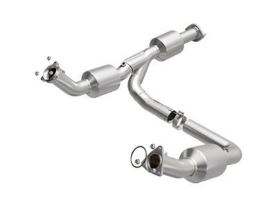 Magnaflow 18-20 Chevrolet Express 2500 Single Underbody 4.3L Direct Fit - 280210
