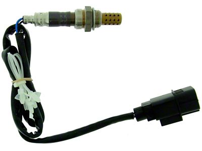 NGK Nissan Sentra 2001-2000 Direct Fit Oxygen Sensor - 24640