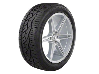 NITTO NT420V All-Season Tire (32" - 285/45R22)