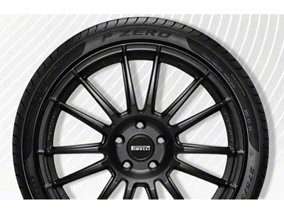 Pirelli P Zero PZ4 Sport Tire (31" - 315/30R22)