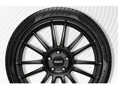 Pirelli P Zero PZ4 Sport Tire (255/35R21)