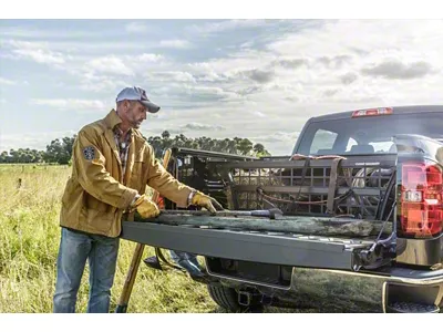 Roll-N-Lock 14-18 Chevy Silverado/Sierra 1500 SB 77-3/8in Cargo Manager - CM221