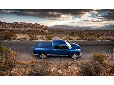 UnderCover 19-20 Ram 1500 6.4ft Lux Bed Cover - Granite - UC3116L-LAU