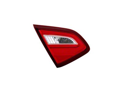 Xtune 16-18 Nissan Altima 4DR Driver Side Tail Light - 9943027