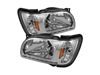 Xtune Toyota Tacoma 01-04 1 Piece w/ Black Trim Corner - 5056344